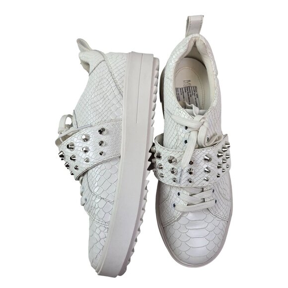 NWT/NWOB Michael Michael Kors Leather Grove Studded Platform Sneakers Size 9 - Picture 3 of 12